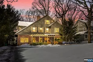 166 Montclair Ave, Montclair, NJ 07042 - Photo 33