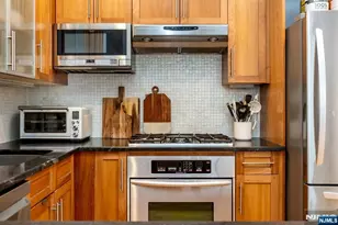 85 Park Ave 205, Glen Ridge, NJ 07028 - Photo 17