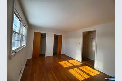 35 18th Avenue, Elmwood Park, NJ 07407 - Photo 17