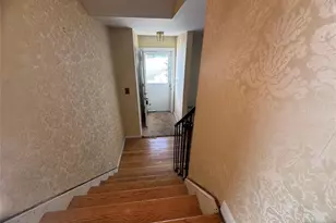 35 18th Ave, Elmwood Park, NJ 07407 - Photo 19