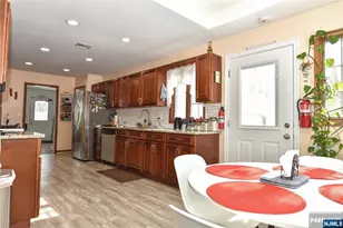 179 Kakeout Rd, Kinnelon, NJ 07405 - Photo 9