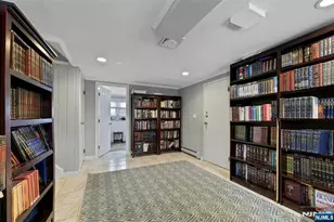 379 Wildrose Ave, Bergenfield, NJ 07621 - Photo 37