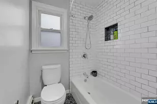 379 Wildrose Ave, Bergenfield, NJ 07621 - Photo 29