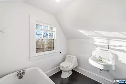 20 Paulin Boulevard, Leonia, NJ 07605 - Photo 27