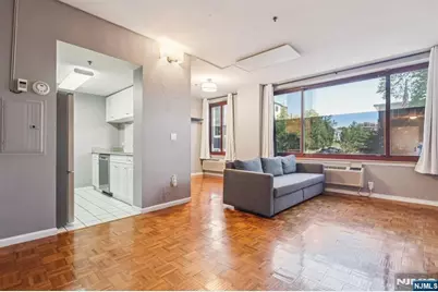 100 Old Palisade Road L7 #L7, Fort Lee, NJ 07024 - Photo 5