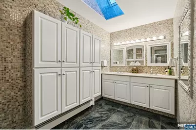 47 Matthew Road, Wayne, NJ 07470 - Photo 17