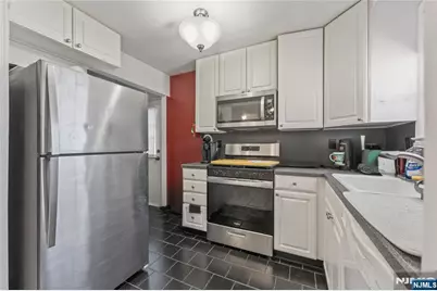 102 Barnsdale Road, Clifton, NJ 07013 - Photo 5