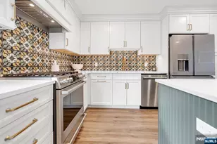 19 Crescent Hollow Ct, Ramsey, NJ 07446 - Photo 11