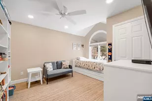 19 Crescent Hollow Ct, Ramsey, NJ 07446 - Photo 35