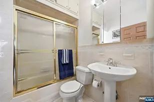 95 Pkwy, Bloomfield, NJ 07003 - Photo 35