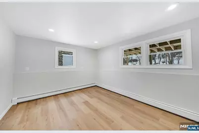 120 Star Lake Road, Bloomingdale, NJ 07403 - Photo 27