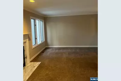 599 Apache Court, Mahwah, NJ 07430 - Photo 9