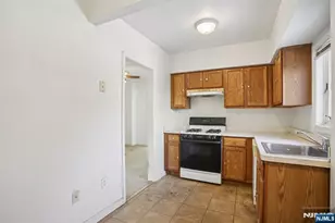 279 Genesee Ave, Englewood, NJ 07631 - Photo 7