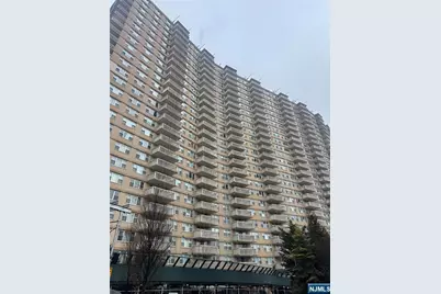 555 North Avenue 1 G #1 G, Fort Lee, NJ 07024 - Photo 3