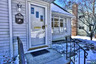 96 Grove St, Waldwick, NJ 07463 - Photo 3