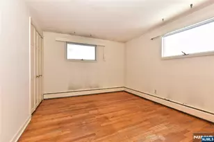 96 Grove St, Waldwick, NJ 07463 - Photo 15