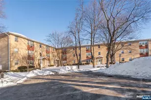 2 Radio Ave C12, Secaucus, NJ 07094 - Photo 15