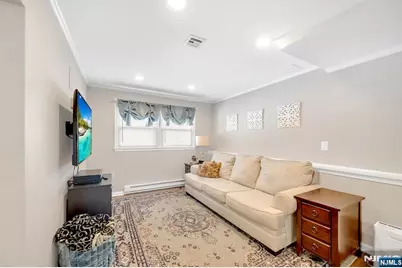 490 Albert Place, New Milford, NJ 07646 - Photo 33