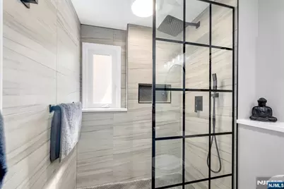 490 Albert Place, New Milford, NJ 07646 - Photo 37