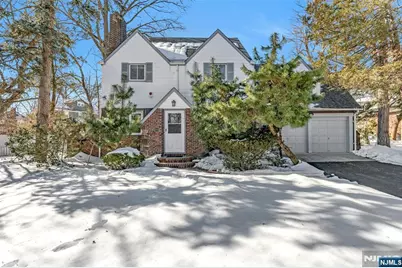 1 Grange Court, Teaneck Township, NJ 07666 - Photo 1