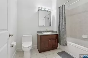 20 Ave At Port Imperial 410, West New York, NJ 07093 - Photo 17