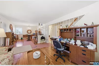 110 New York Avenue, Bergenfield, NJ 07621 - Photo 3