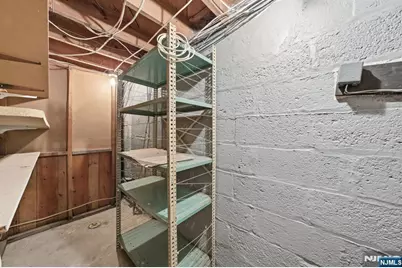 110 New York Avenue, Bergenfield, NJ 07621 - Photo 25