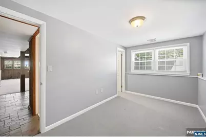 17 Pascack Road, Park Ridge, NJ 07656 - Photo 31