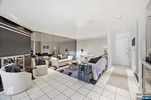 1511 John St, Fort Lee, NJ 07024 - Photo 5