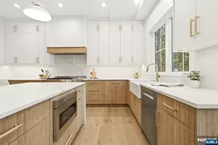 33 Tower Rd, Livingston, NJ 07039 - Photo 13