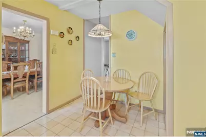 47 Elycroft Parkway, Rutherford, NJ 07070 - Photo 9