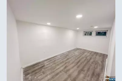 624 19th Street, Newark, NJ 07103 - Photo 39