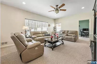 11 Winding Ridge Road, Jefferson Township, NJ 07849 - Photo 17
