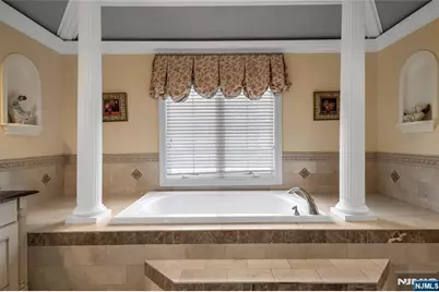 21 Priscilla Lane, Englewood Cliffs, NJ 07632 - Photo 29