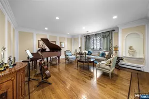 21 Priscilla Ln, Englewood Cliffs, NJ 07632 - Photo 3