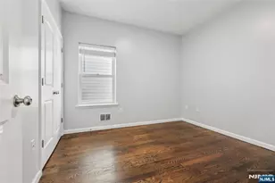 421 Liberty Ave, Jersey City, NJ 07307 - Photo 17