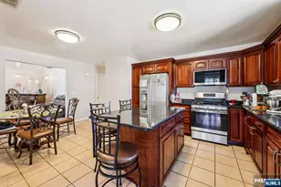 364 Broad St, Carlstadt, NJ 07072 - Photo 5