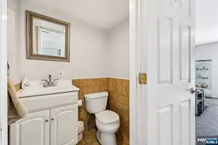 364 Broad St, Carlstadt, NJ 07072 - Photo 27