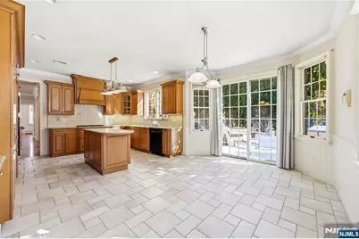 365 Forest Drive, Englewood Cliffs, NJ 07632 - Photo 13