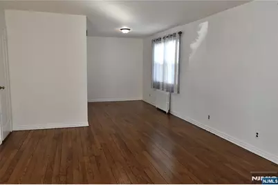 41 Elmwood Terrace 41 #41, Elmwood Park, NJ 07407 - Photo 7