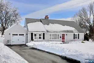 46 Knollwood Dr, Paramus, NJ 07652 - Photo 33