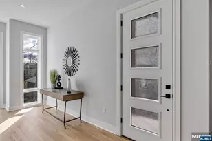 2447 Camner, Fort Lee, NJ 07024 - Photo 3