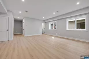 2447 Camner, Fort Lee, NJ 07024 - Photo 39