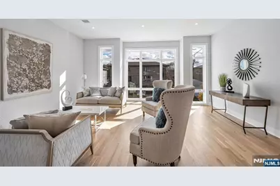 2447 Camner, Fort Lee, NJ 07024 - Photo 5