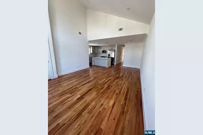 319 Renner Avenue, Newark, NJ 07112 - Photo 13