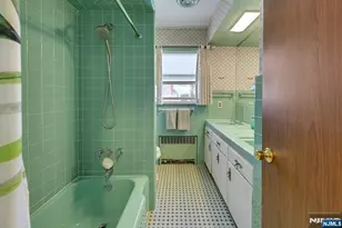 117 Yantacaw Brook Rd, Montclair, NJ 07043 - Photo 17