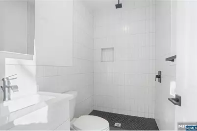 521 10th Street A2 #A2, Union City, NJ 07087 - Photo 15