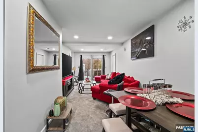 201 Newark Pompton Turnpike, Wayne, NJ 07470 - Photo 13