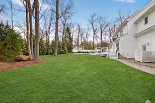 381 Lawrence Ct, Wyckoff Township, NJ 07481 - Photo 19