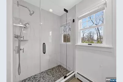 381 Lawrence Court, Wyckoff Township, NJ 07481 - Photo 33